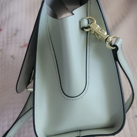 Zac Posen Mint Top-Handle Satchel Handbag with Gold Hardware - Picture 10 of 16